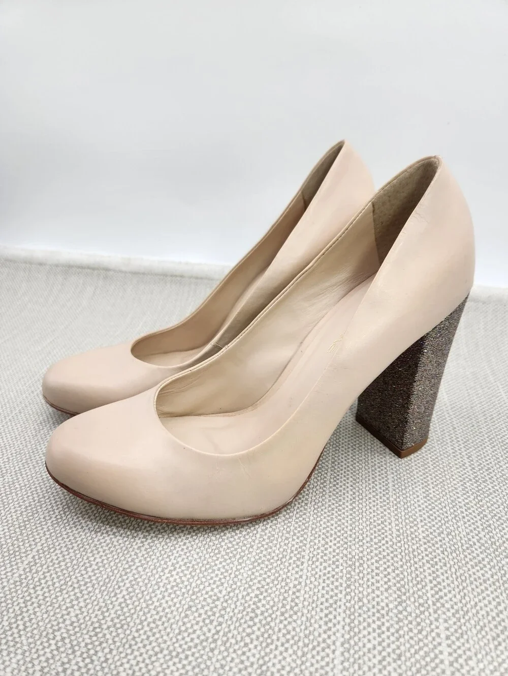 Guilhermina Anthropologie Size 7 M Pumps Cream Nude Leather Glitter Heels